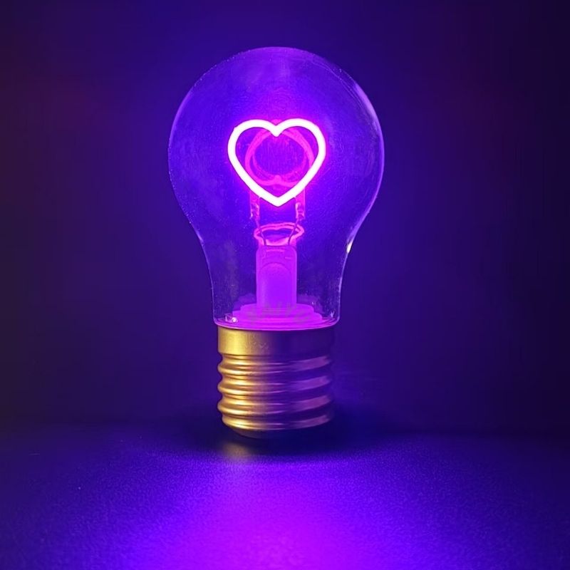 Cordless Heart Light Bulb - Image 2